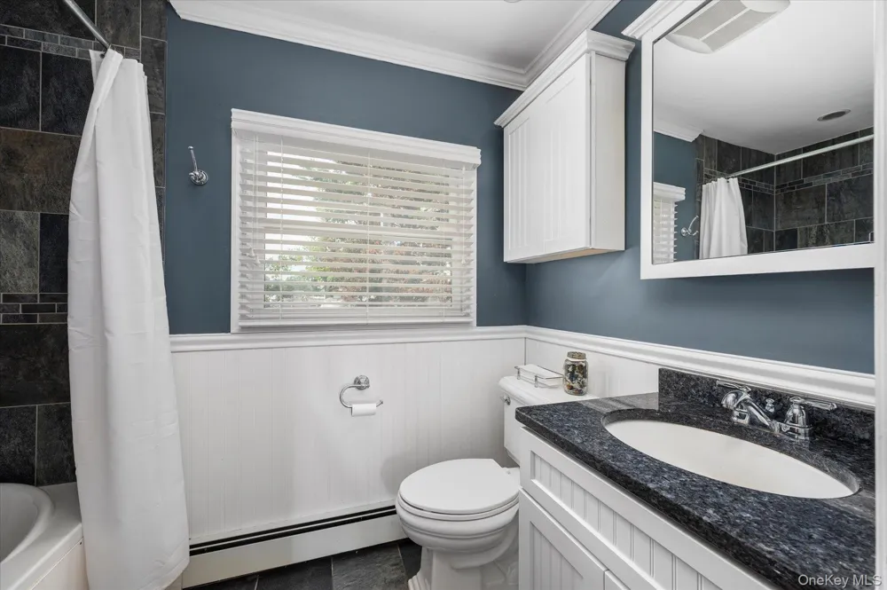 15 E Lincoln Avenue Massapequa, NY 11758