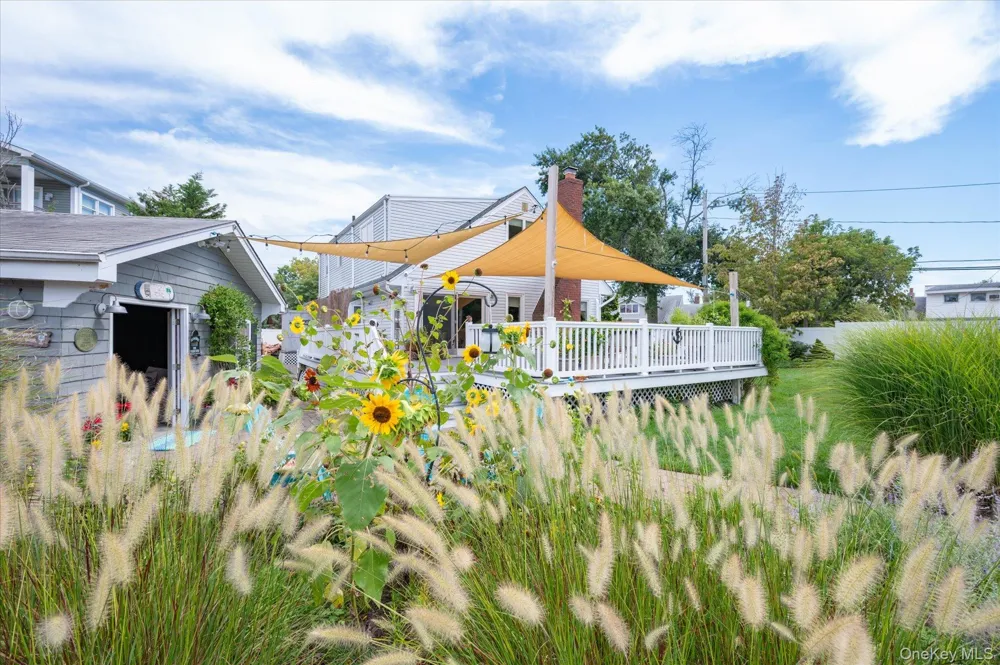 15 E Lincoln Avenue Massapequa, NY 11758