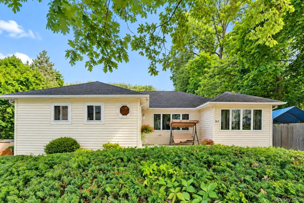164 Landing Road Glen Cove, NY 11542
