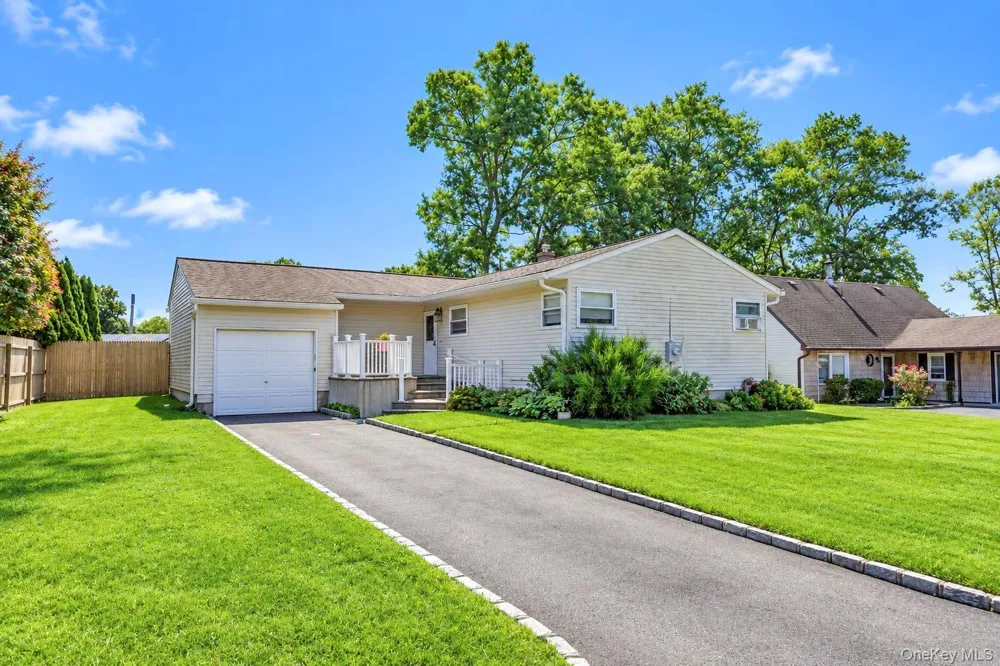 143 Stuyvesant Drive Port Jefferson Station, NY 11776