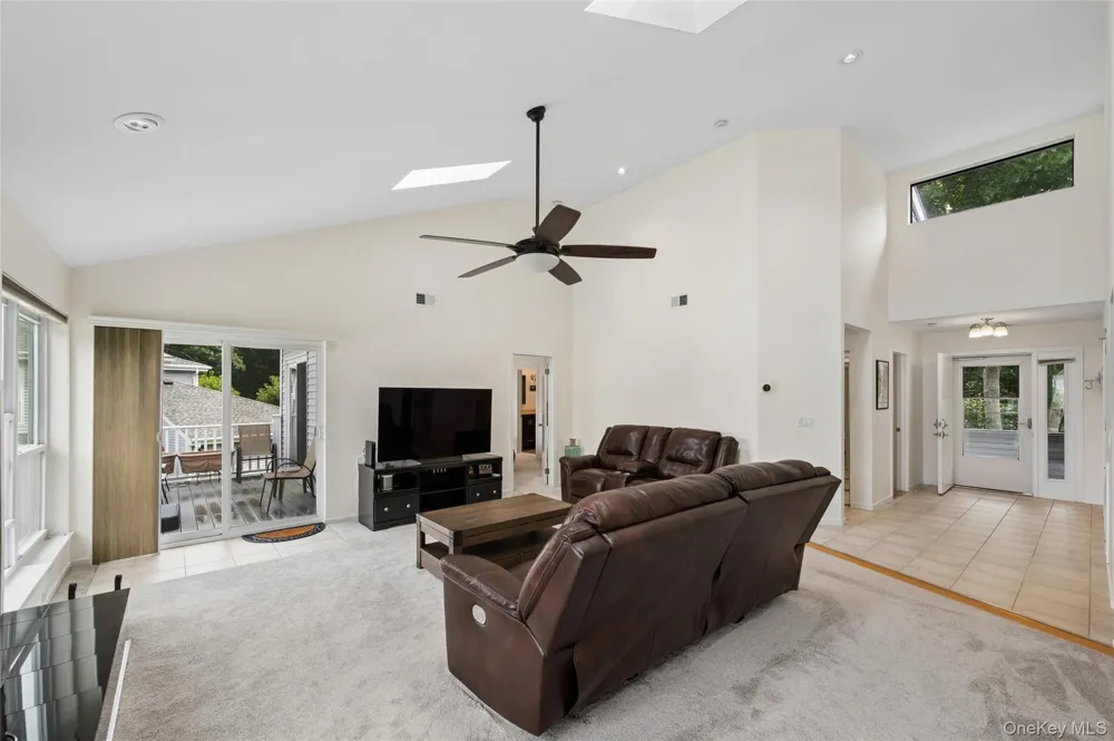 90 Hampton Vista Drive Manorville, NY 11949
