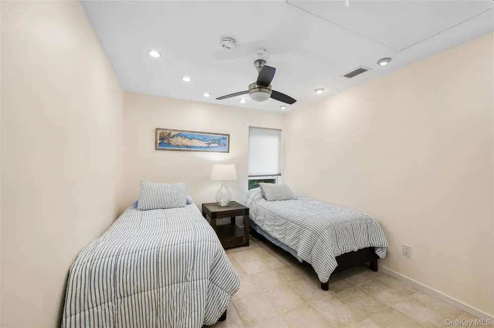 90 Hampton Vista Drive Manorville, NY 11949