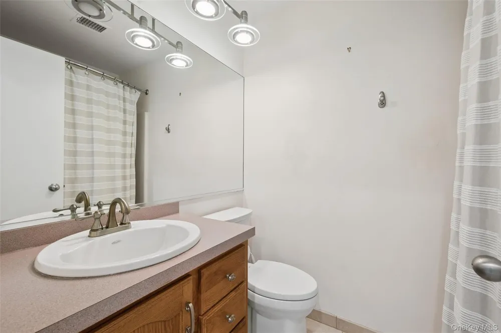 90 Hampton Vista Drive Manorville, NY 11949