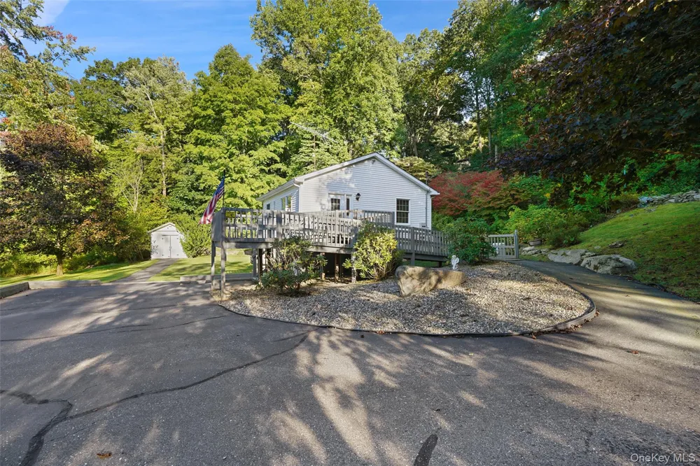 72 Knapp Court Hopewell Junction, NY 12533