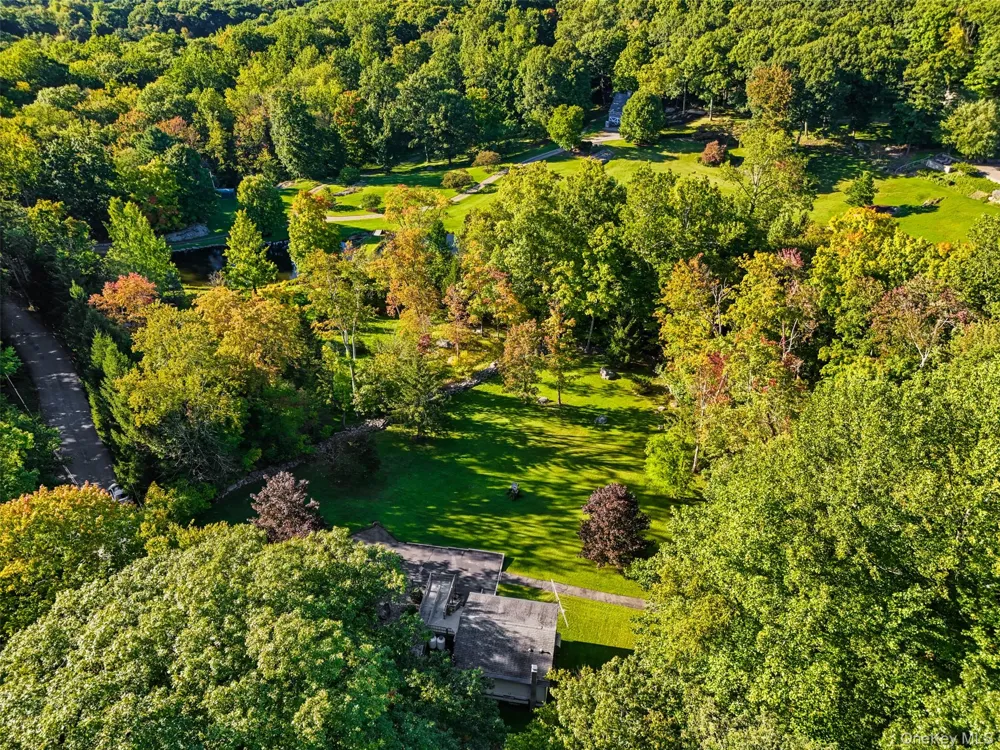 72 Knapp Court Hopewell Junction, NY 12533
