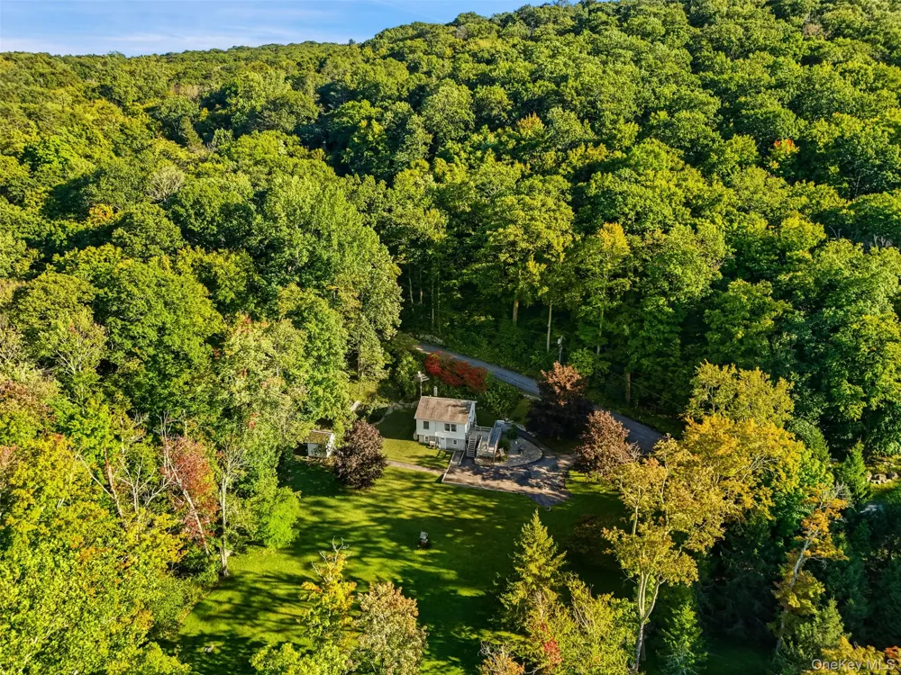 72 Knapp Court Hopewell Junction, NY 12533