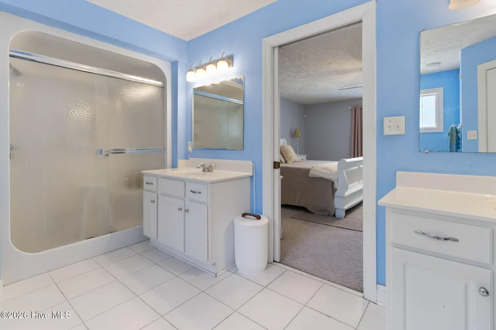 727 Mount Olive Road Bladenboro, NC 28320