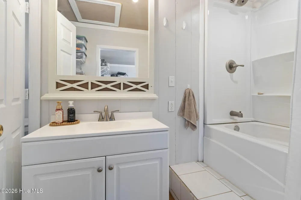 727 Mount Olive Road Bladenboro, NC 28320