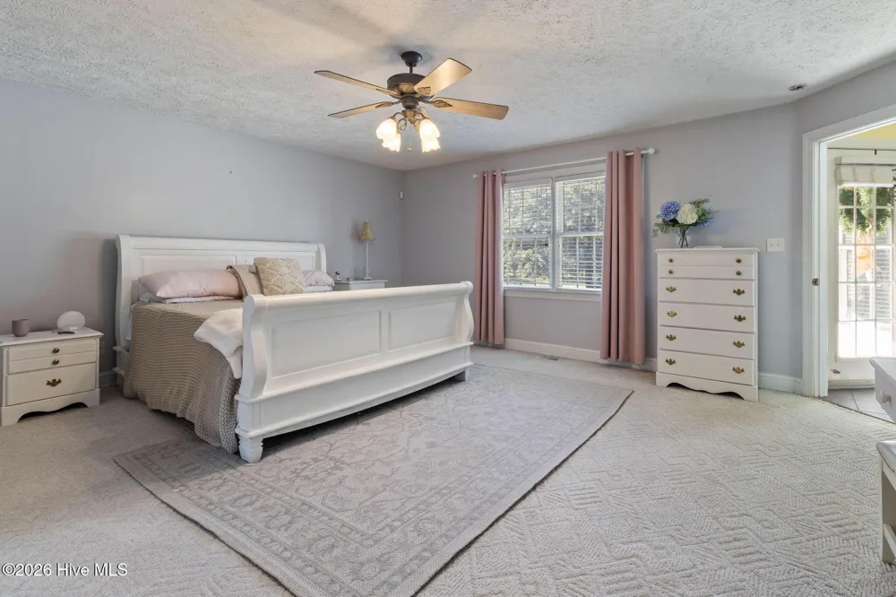 727 Mount Olive Road Bladenboro, NC 28320