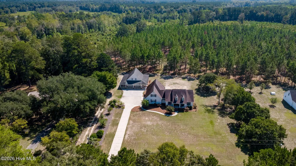 727 Mount Olive Road Bladenboro, NC 28320