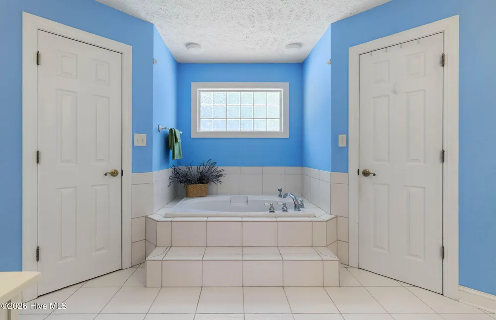 727 Mount Olive Road Bladenboro, NC 28320