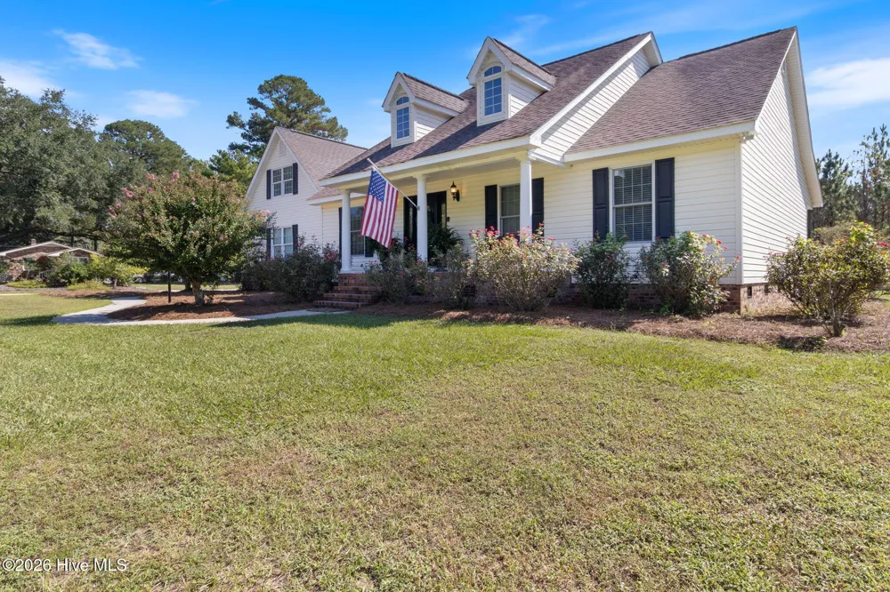 727 Mount Olive Road Bladenboro, NC 28320