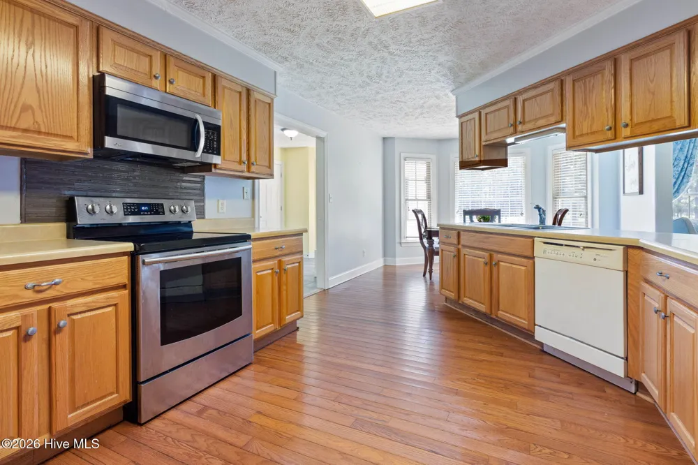 727 Mount Olive Road Bladenboro, NC 28320