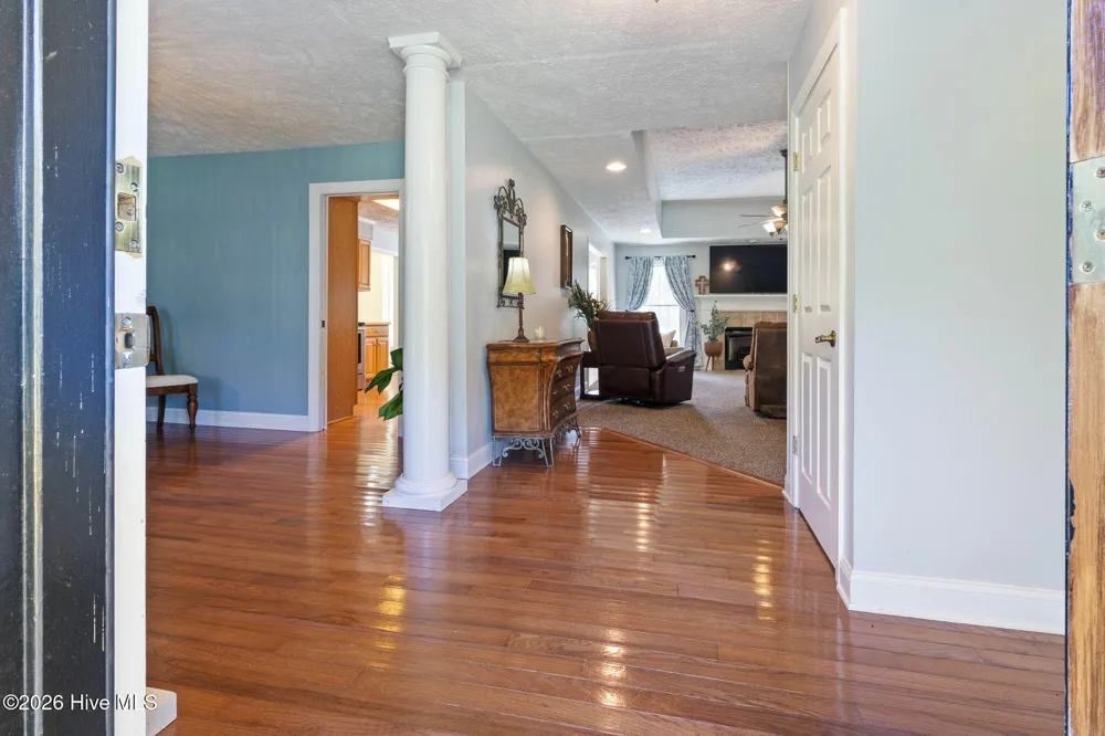 727 Mount Olive Road Bladenboro, NC 28320