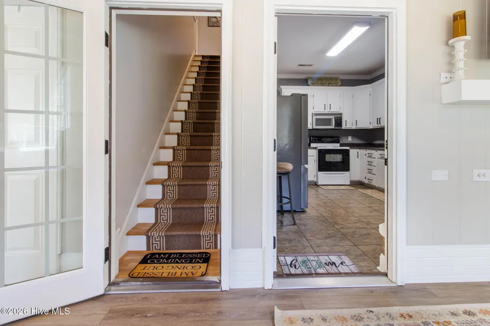 727 Mount Olive Road Bladenboro, NC 28320