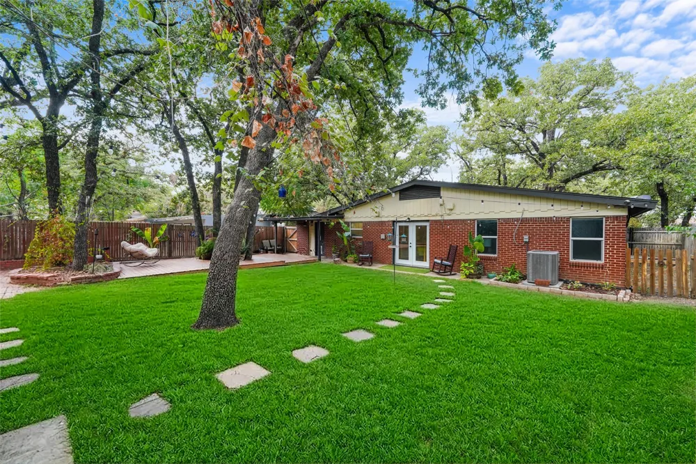 6320 Norma Street Fort Worth, TX 76112