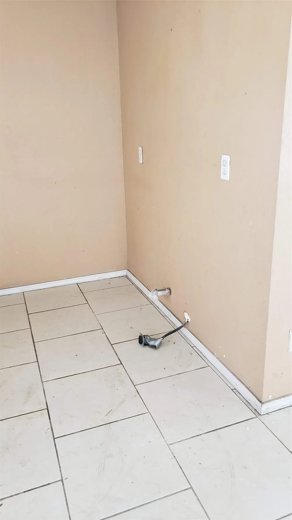 400 E Wise Street Bowie, TX 76230