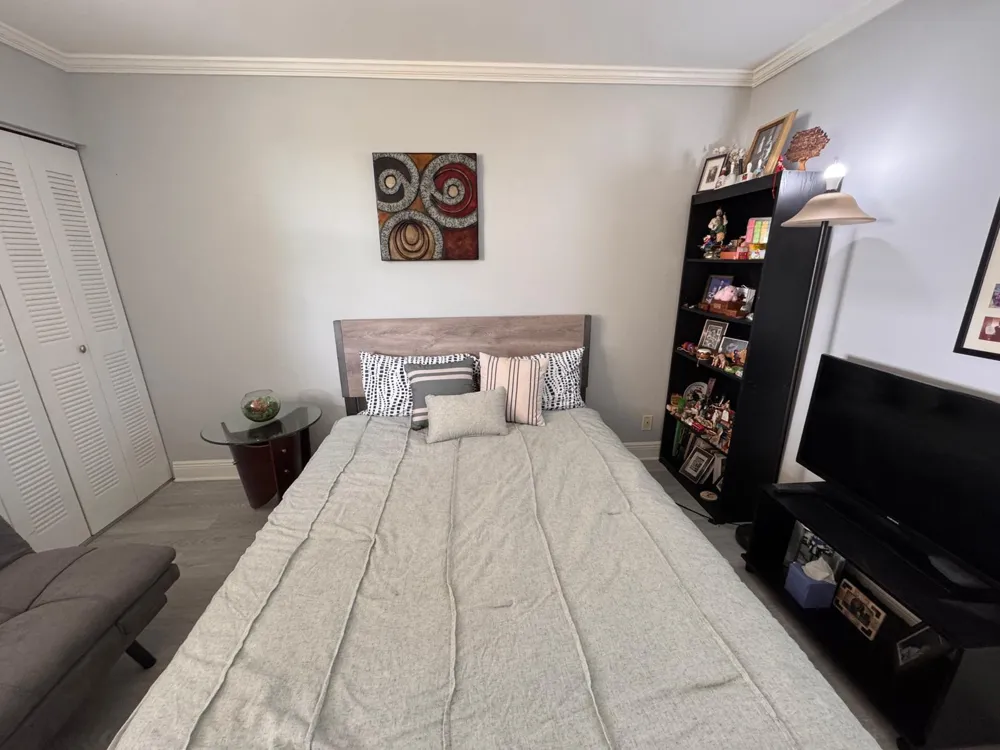 115 Lake Emerald Drive #410 Oakland Park, FL 33309