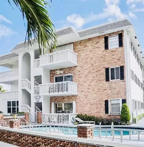 424 RIVERSIDE DRIVE #206