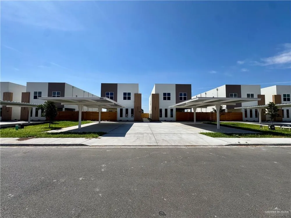 2909 Santa Amanda #4 Weslaco, TX 78596