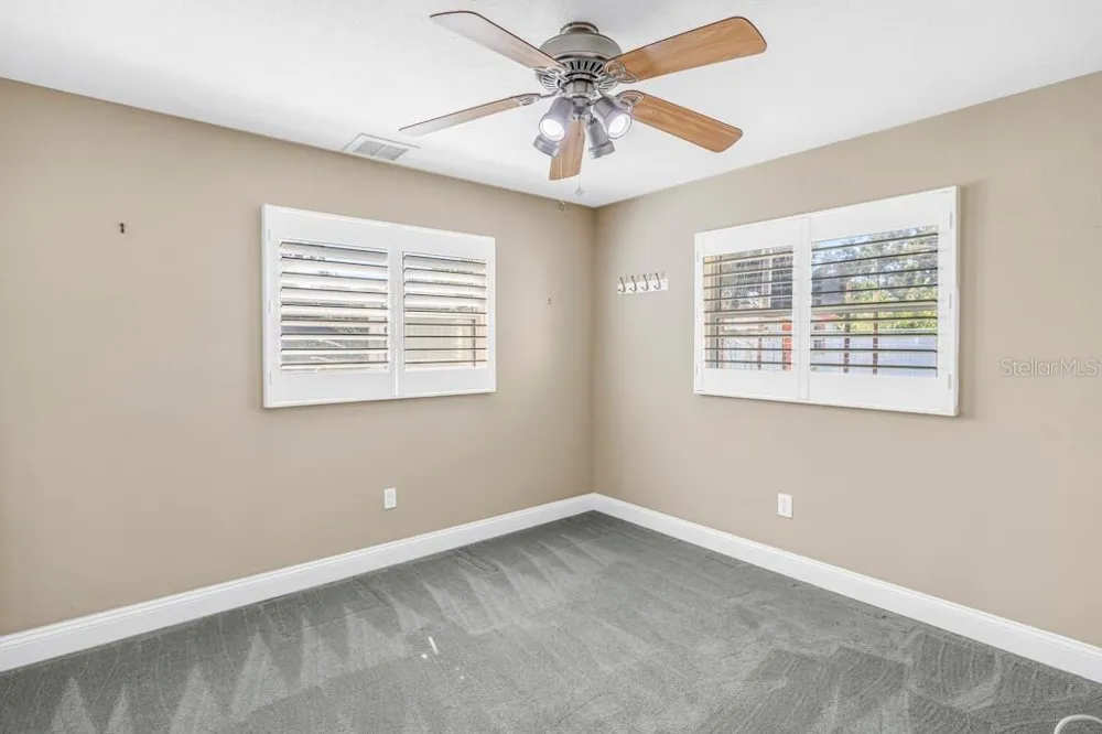 7700 22ND AVENUE St Petersburg, FL 33710