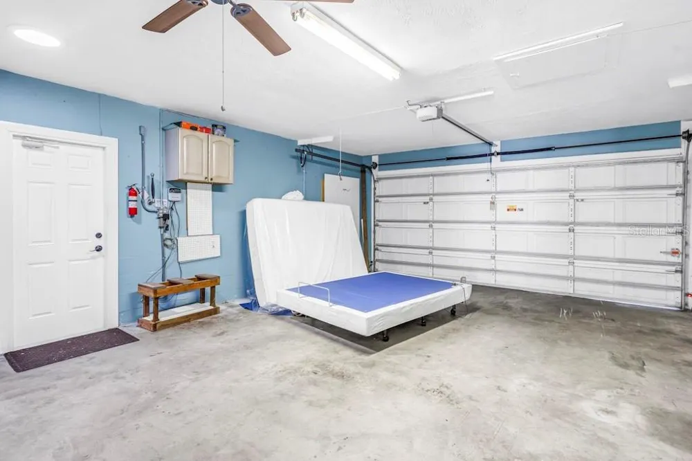 7700 22ND AVENUE St Petersburg, FL 33710
