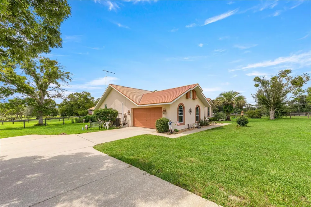 8400 SW 52ND COURT ocala, FL 34476