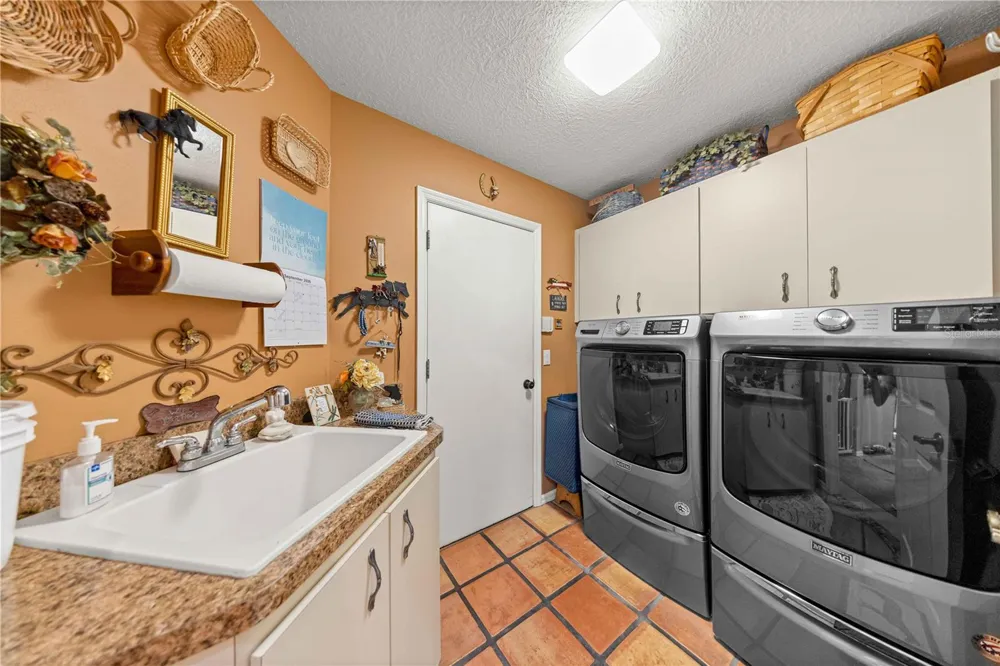 8400 SW 52ND COURT ocala, FL 34476
