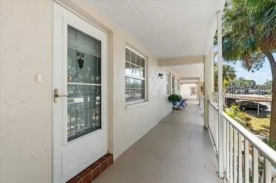 821 PATRICIA AVENUE #202 Dunedin, FL 34698