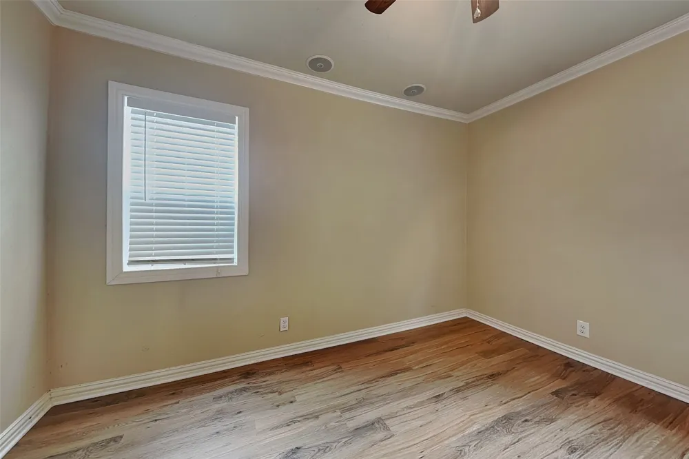 805 Aransas Drive Euless, TX 76039