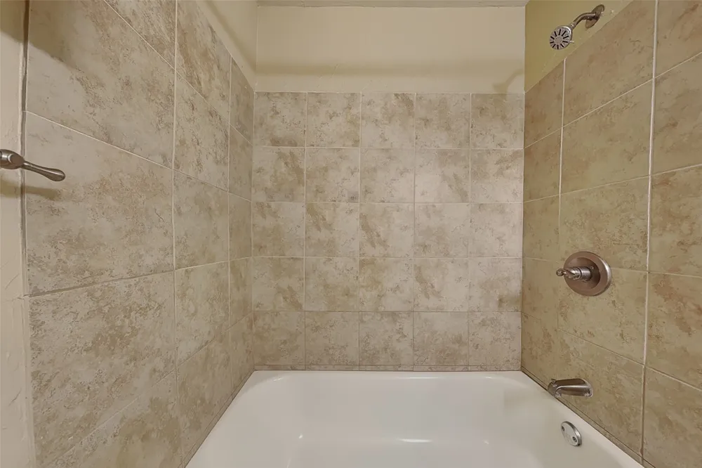 805 Aransas Drive Euless, TX 76039