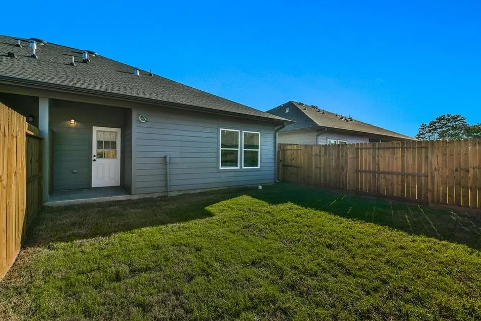 24094 Sears #1 Porter, TX 77365