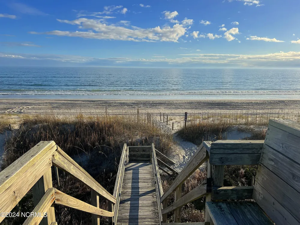 5204 Ocean Drive Emerald Isle, NC 28594