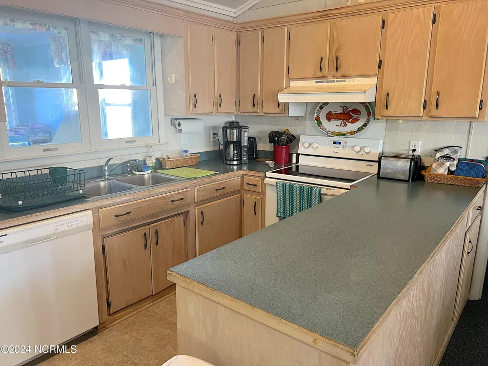 5204 Ocean Drive Emerald Isle, NC 28594