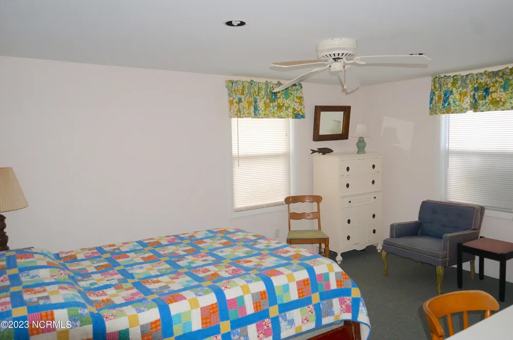 5204 Ocean Drive Emerald Isle, NC 28594