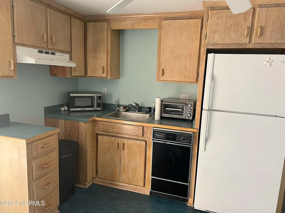 5204 Ocean Drive Emerald Isle, NC 28594