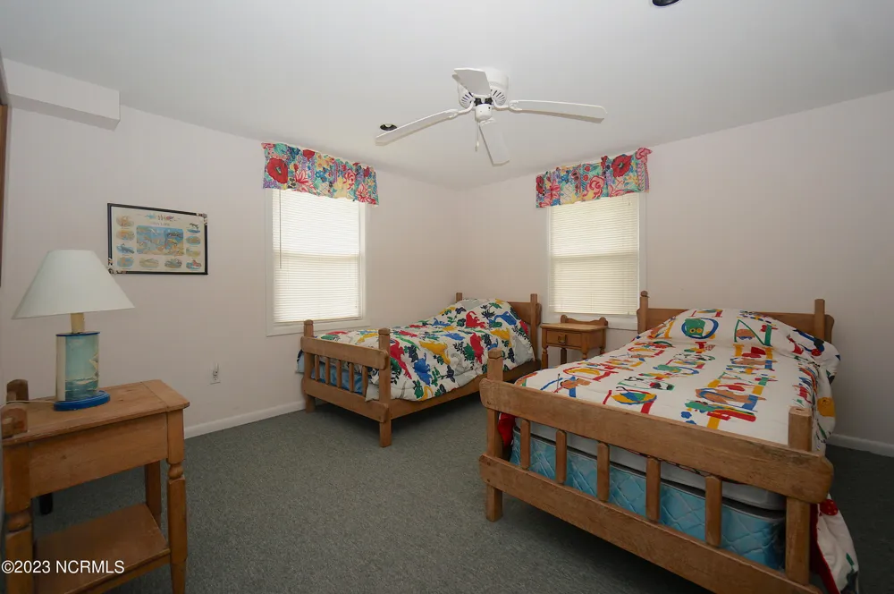 5204 Ocean Drive Emerald Isle, NC 28594