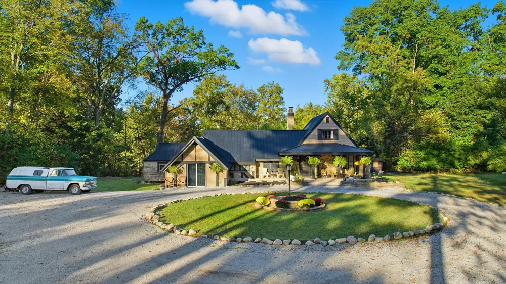 1614 Cedar Point Drive Niles, MI 49120