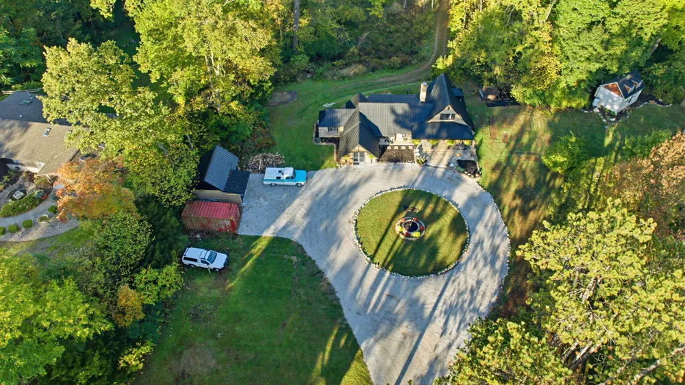 1614 Cedar Point Drive Niles, MI 49120