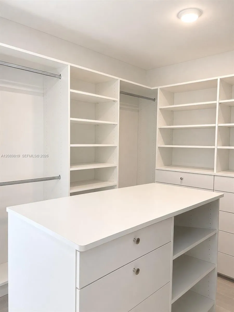 18700 NE 21st Ave North Miami Beach, FL 33179