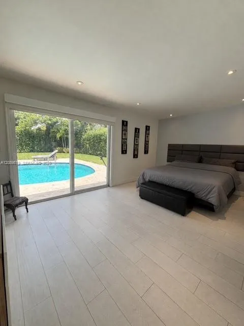 18700 NE 21st Ave North Miami Beach, FL 33179