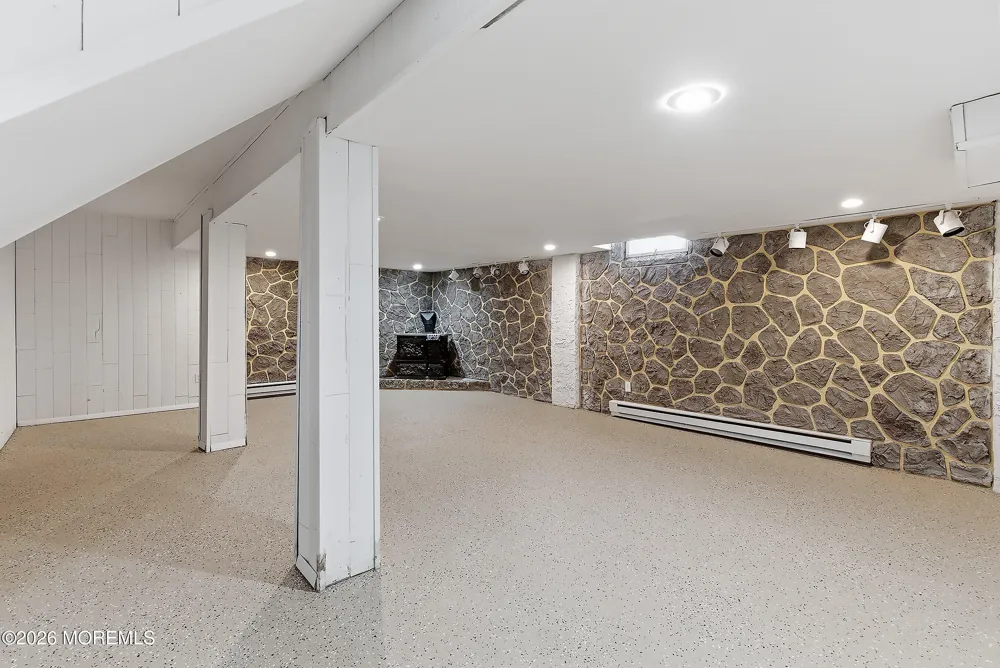 104 Molina Court Manchester, NJ 08759