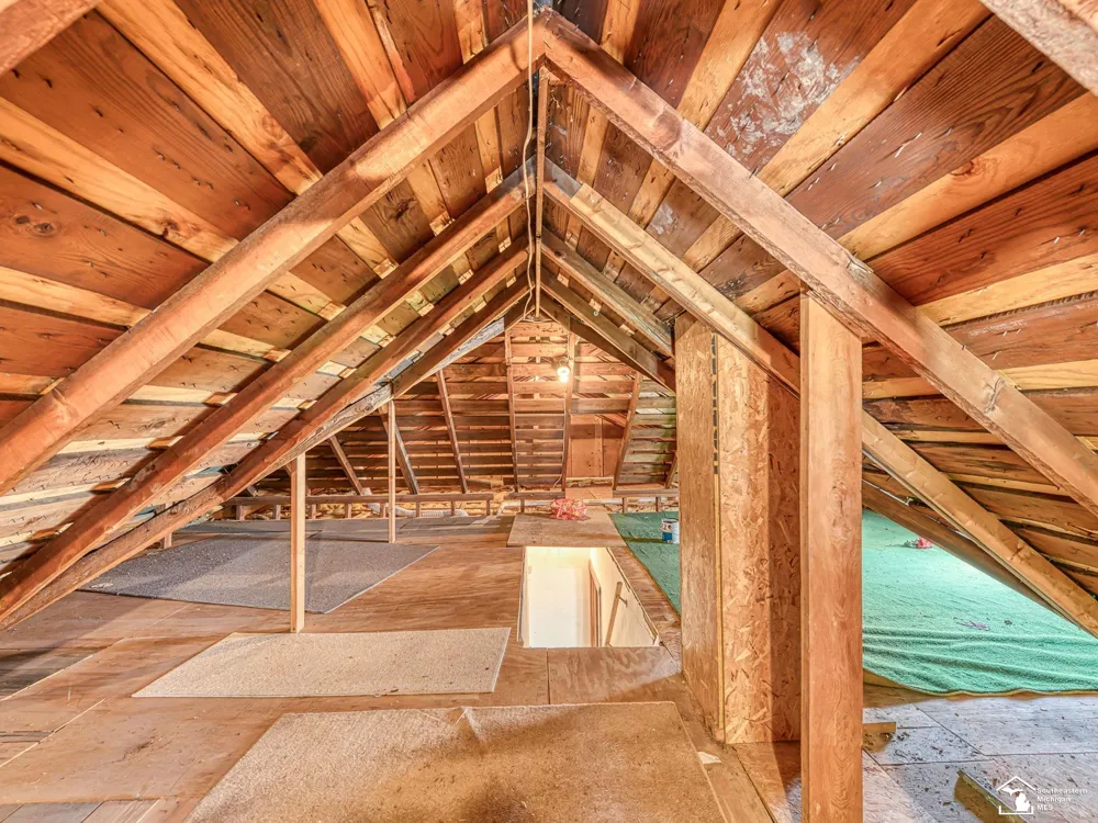 452 Sackett Avenue Monroe City, MI 48162