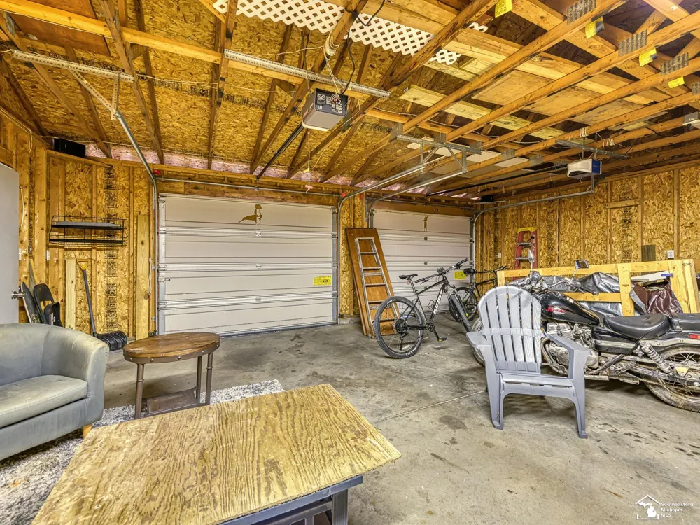 452 Sackett Avenue Monroe City, MI 48162