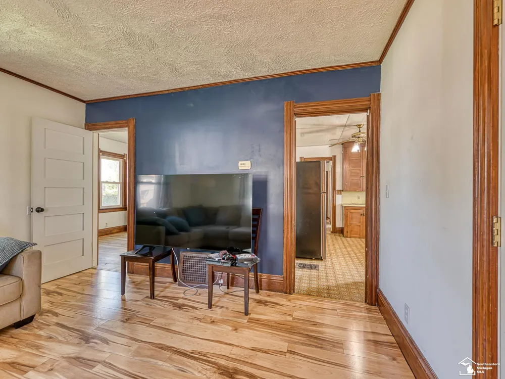 452 Sackett Avenue Monroe City, MI 48162