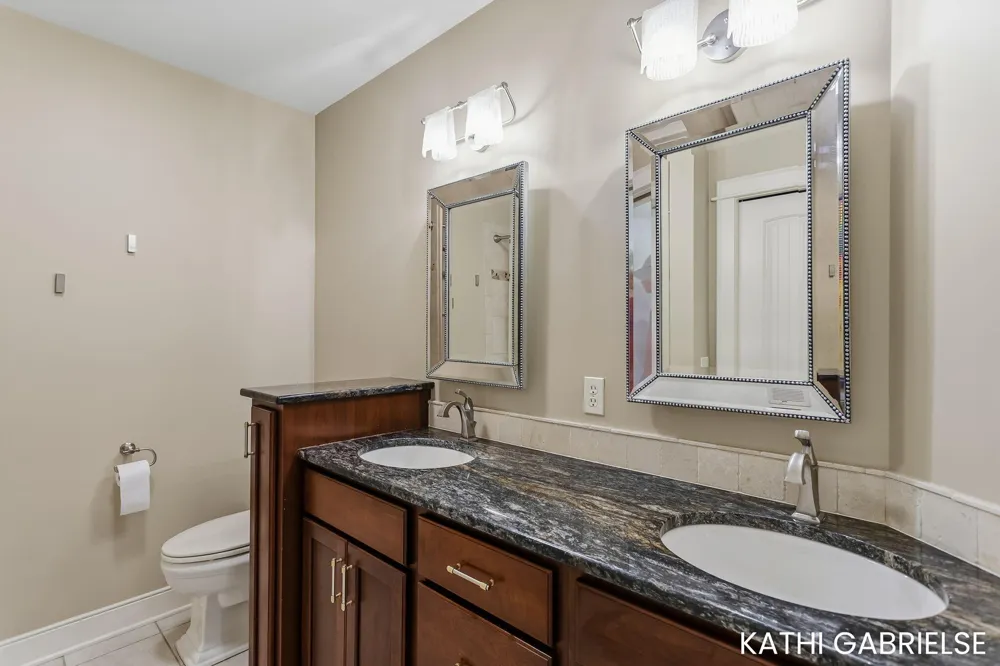 11 S 1st Street #505 Grand Haven City, MI 49417