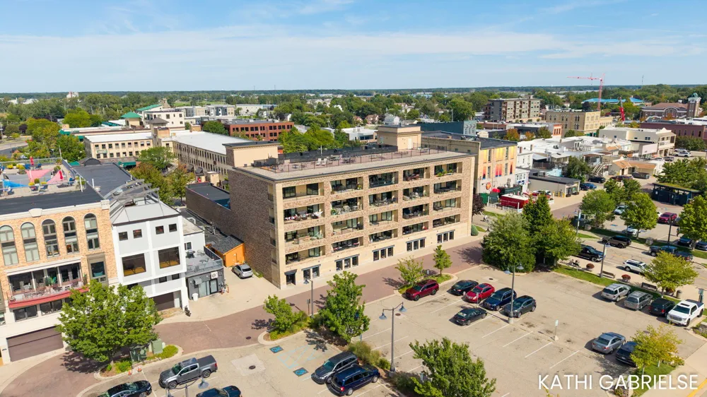 11 S 1st Street #505 Grand Haven City, MI 49417