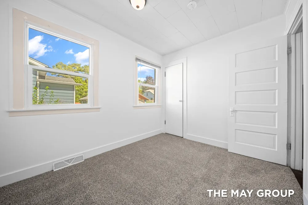 3714 Briggs Boulevard NE Plainfield Charter Township, MI 49525