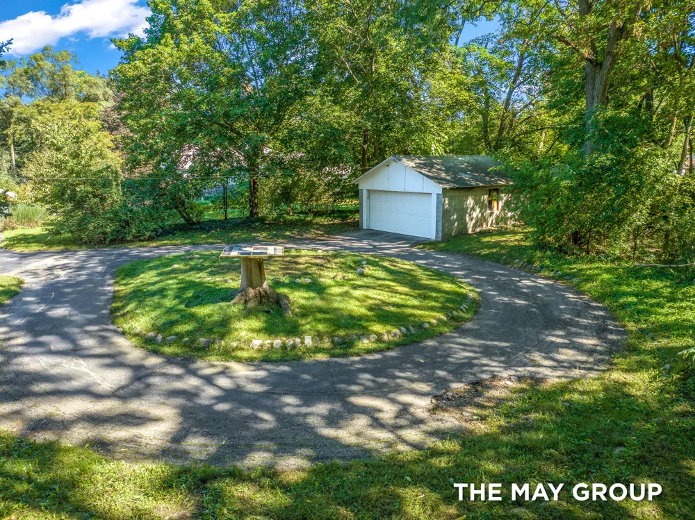 3714 Briggs Boulevard NE Plainfield Charter Township, MI 49525
