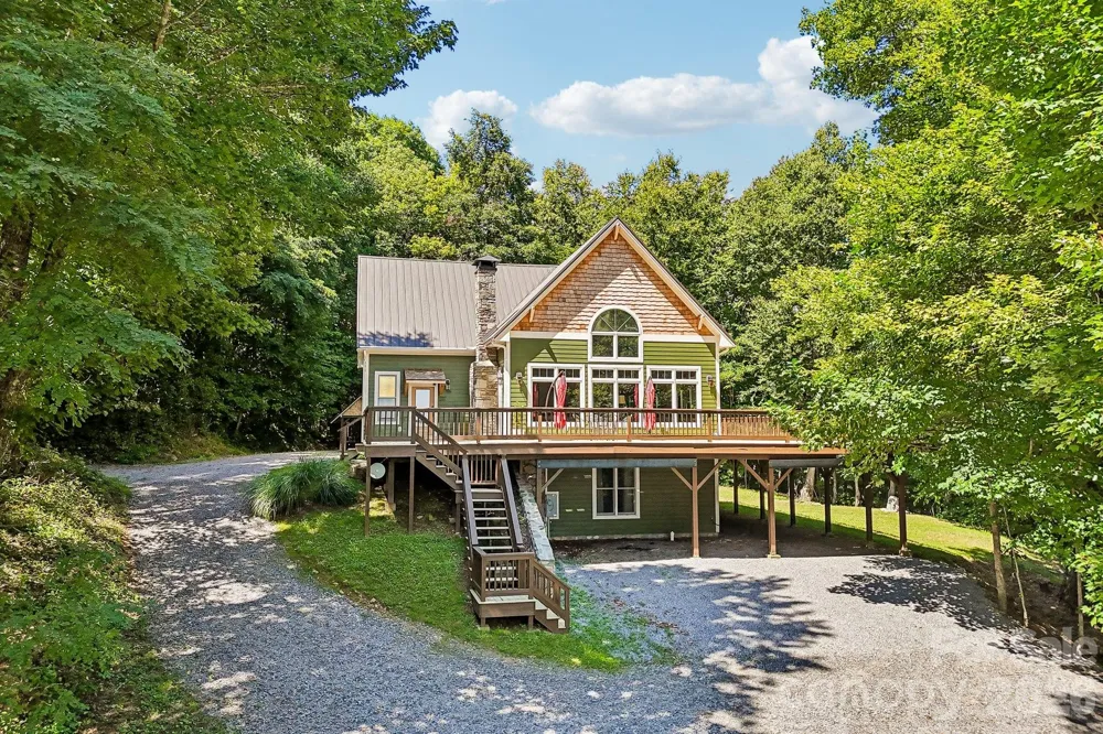 2705 Sand Branch Road Black Mountain, NC 28711